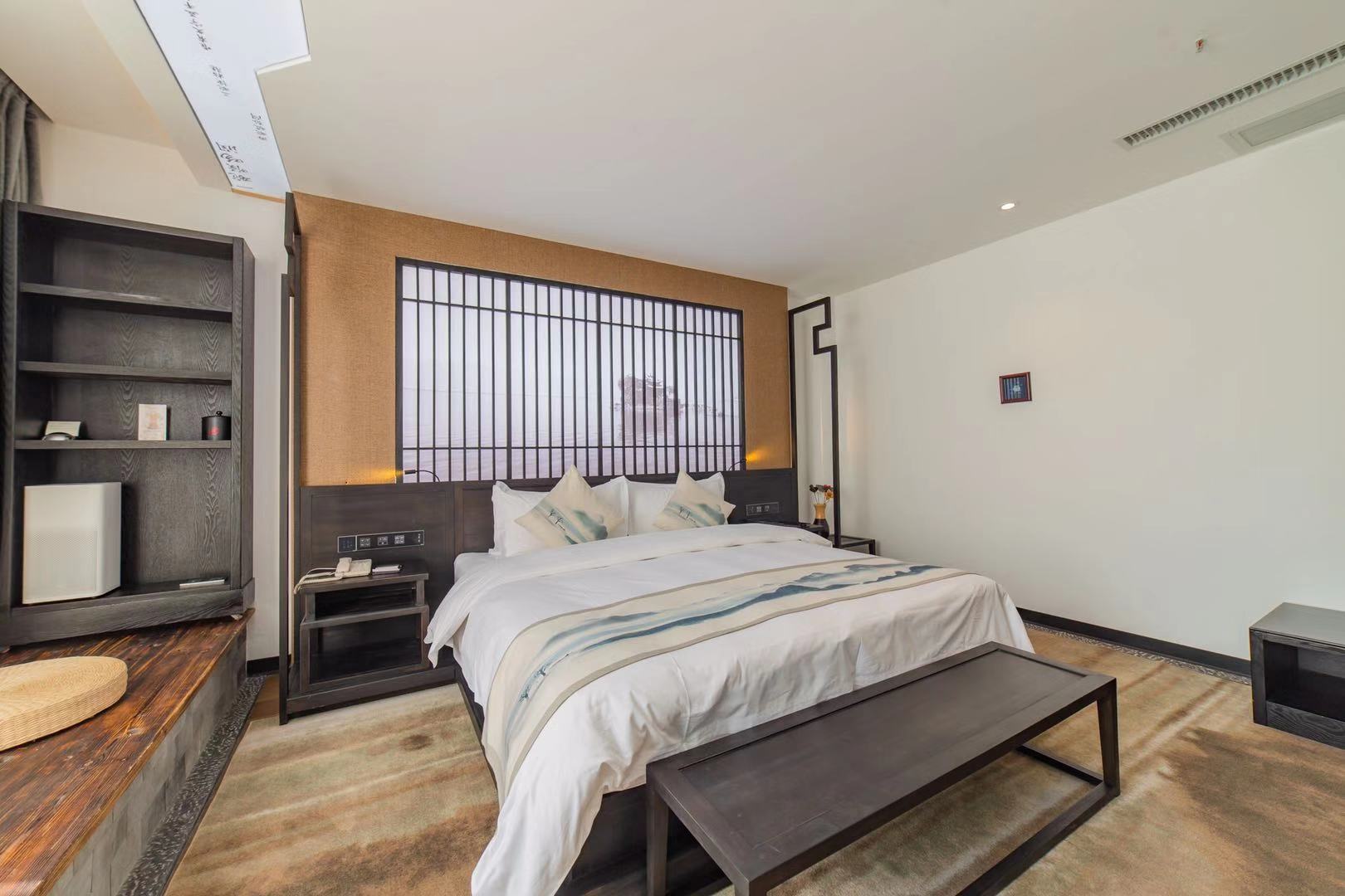 大理六合云燕酒店預(yù)訂